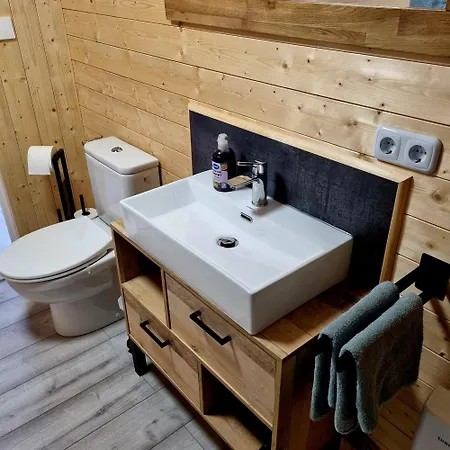 Viona Apartman *